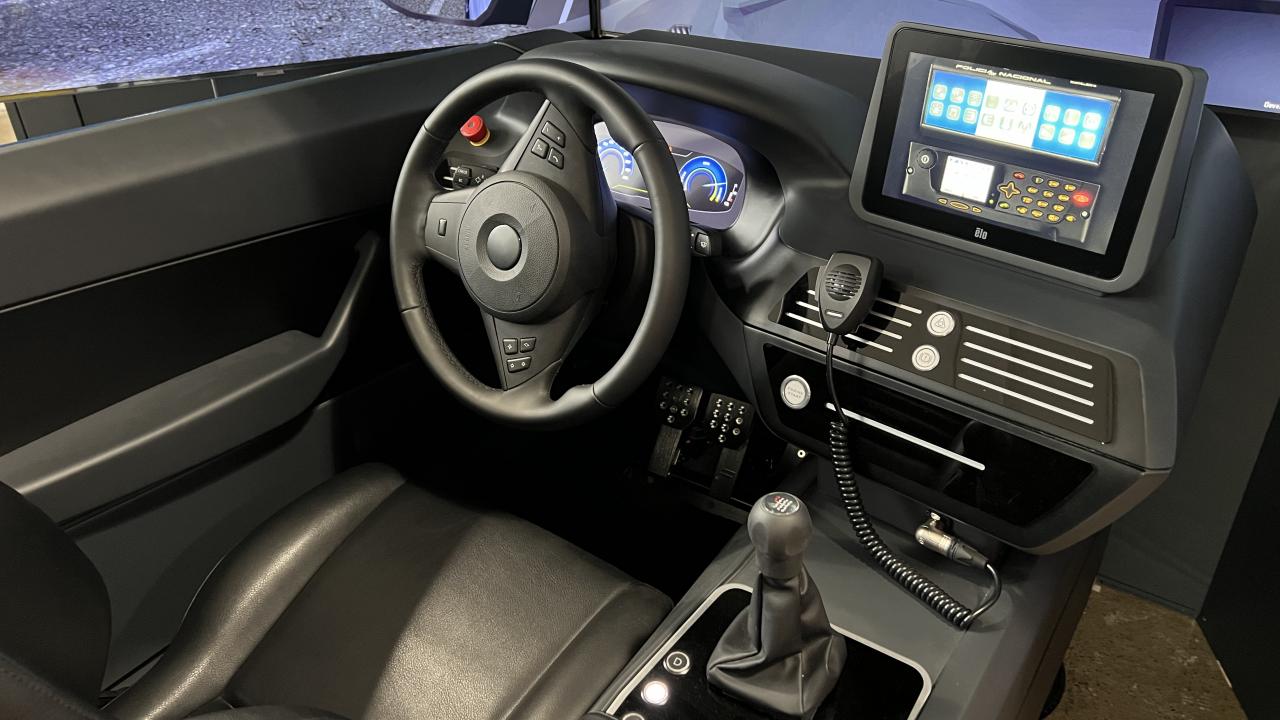Police driving simulator