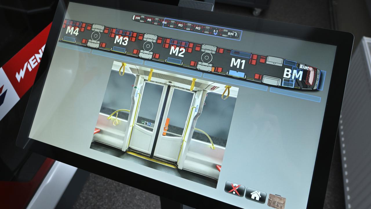 Virtual train navigation