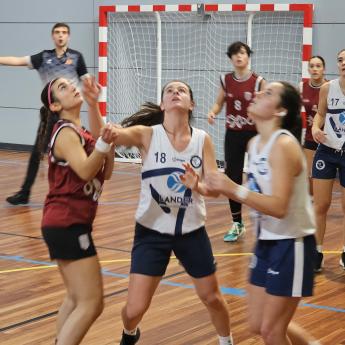 LANDER SIMULATION impulsa el deporte femenino de base