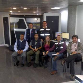 Lander imparte el curso de formación de formadores a los instructores de Si99 en Bogotá
