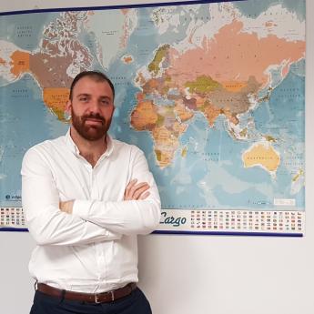 LANDER's sales team takes on new challenges
