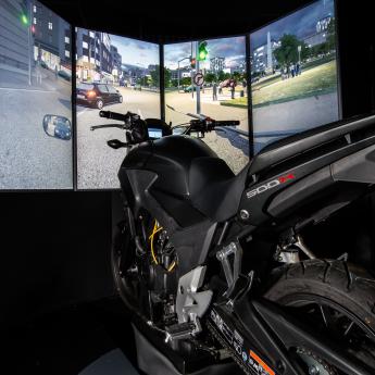 Simuladores de moto para Centros F.P. del Gobierno Vasco